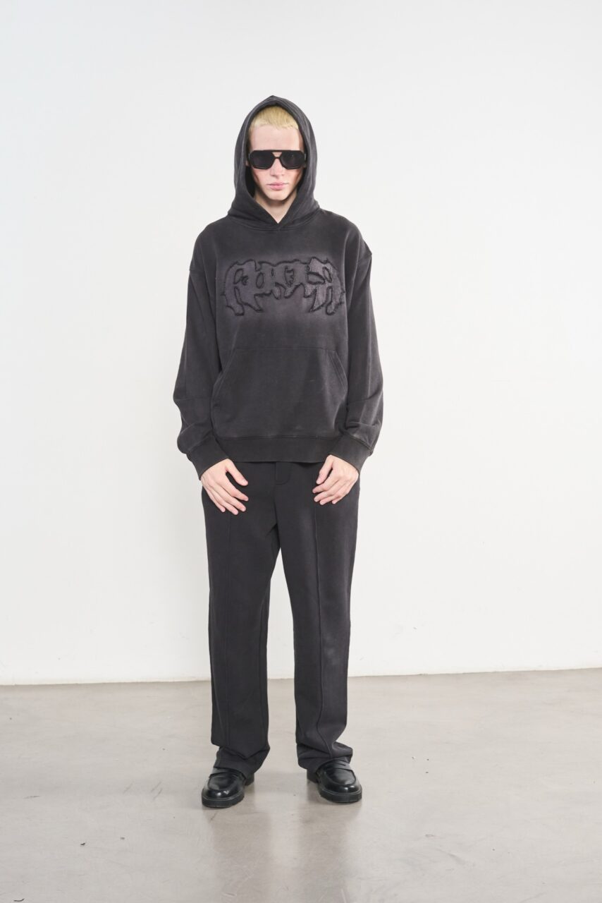Fotografía de moda para e-commerce para Eldon realizada por Julia Labarthe en Estudio Kobe.